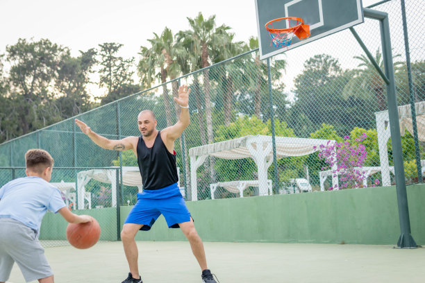 父子亲密时间图片下载