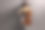 演奏大提琴的年轻女艺术家图片下载