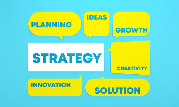 “策略”一词和相关词汇都在蓝色背景的语音气泡中。图片下载