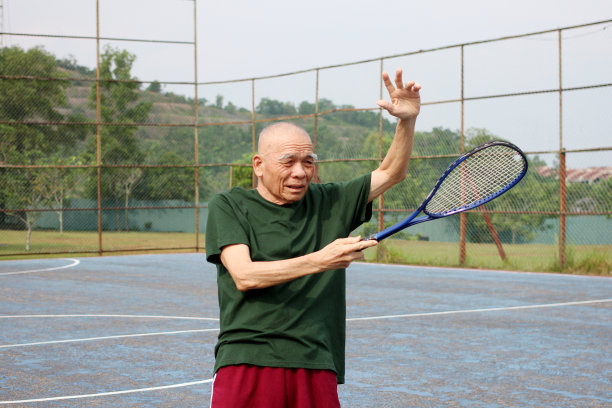 老年人的退休生活方式图片下载