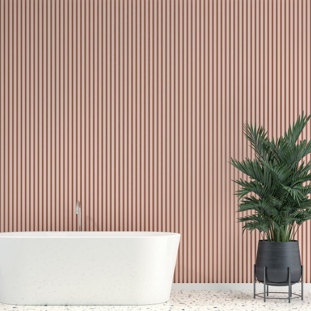 空而优雅的浴室内部，粉红色木镶板墙背景和盆栽植物(棕榈树)图片下载