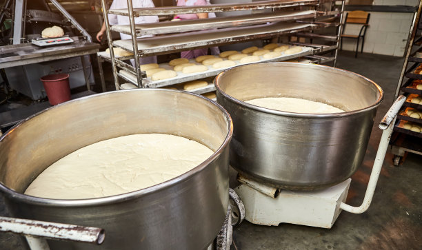 用于生产和烘焙热面包和法棍的面团成熟和膨松模具图片下载