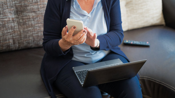 家庭理财，特写图片下载