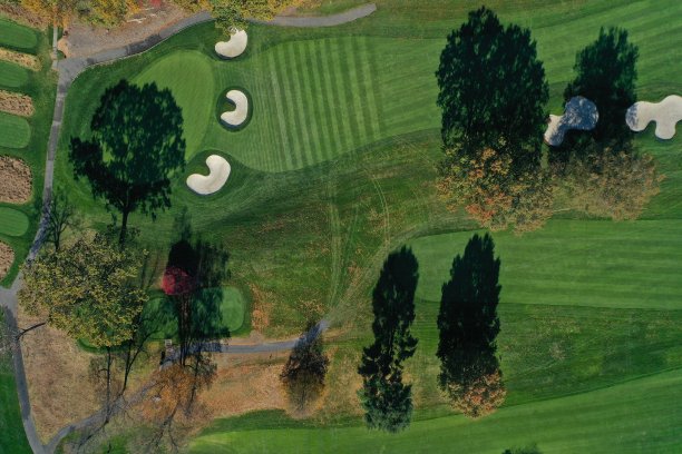 威彻斯特郡高尔夫球场的鸟瞰图图片下载