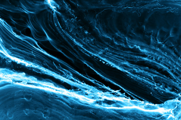 醇墨底色，抽象蓝黑色海洋波浪，丙烯漆海洋漩涡图案，污渍和斑点图片下载