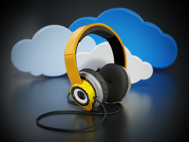 黄色耳机连接到一组云的形状图片下载