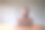 一位年轻貌美的亚洲女子一边喝咖啡，一边用笔记本电脑进行视频通话、在线会议图片下载