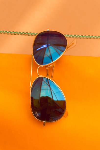 太阳镜图片下载