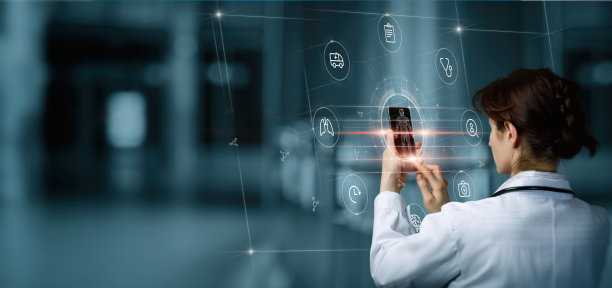 医学中的现代移动设备和技术。图片下载