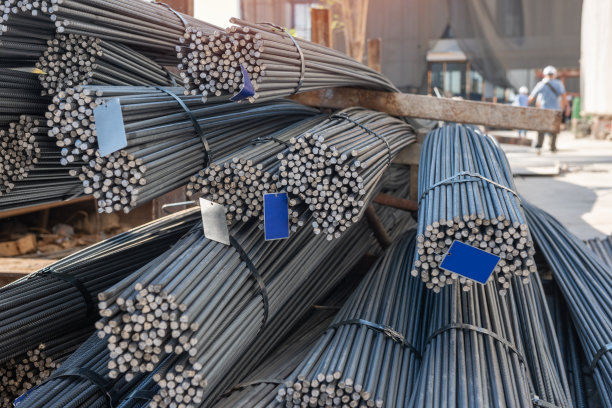 建筑工地，室外建筑材料图片下载