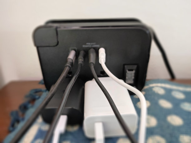 电源排，带电线的电源排。图片下载