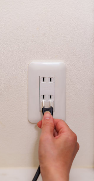 断开插头以节省电力图片下载