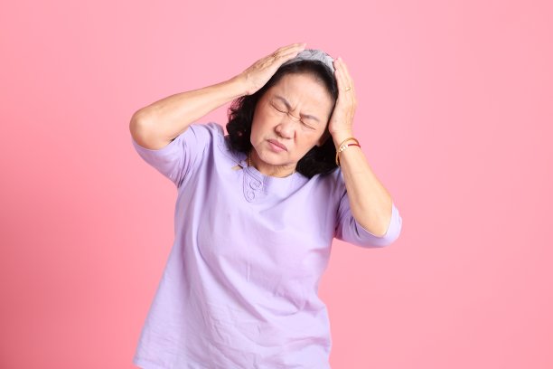 资深亚洲女人图片下载