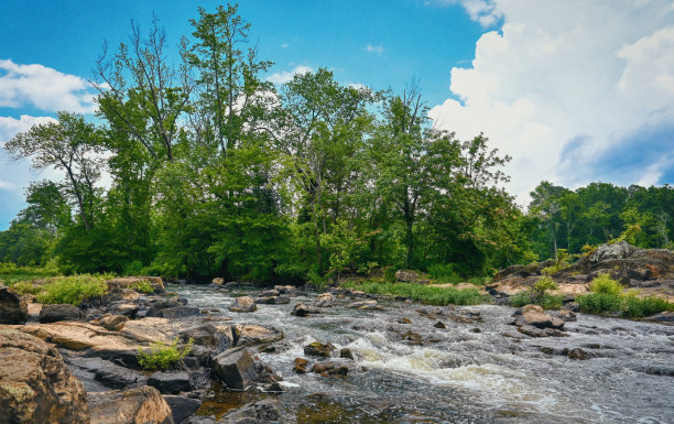 电影唧唧河宽广的景观图片下载