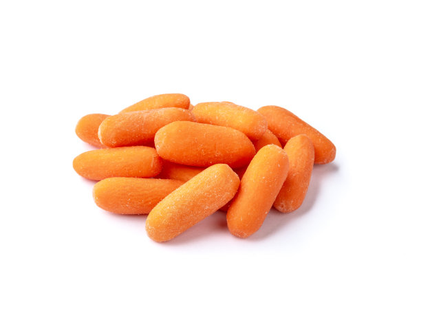 小胡萝卜放在一个碗里，放在木桌上，上面放着香草图片下载