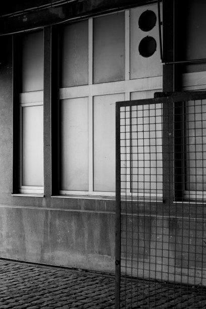 废弃的工业遗产。图片下载