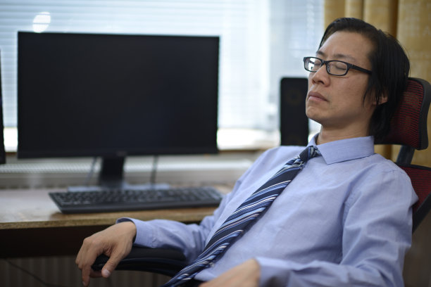 办公室摔跤图片下载