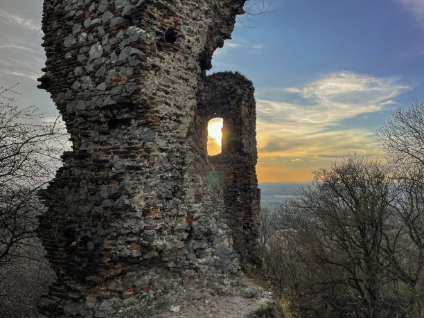 不同的世界图片下载