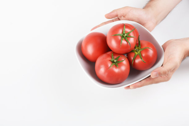 手捧番茄碗图片下载