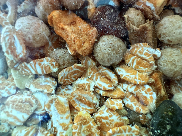 用袋子装麦片的照片。图片下载