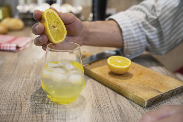 让健康的饮料图片下载