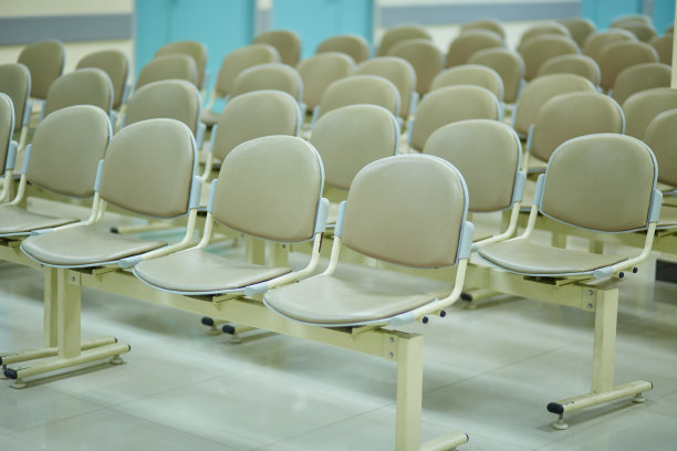 房间里的空椅子图片下载