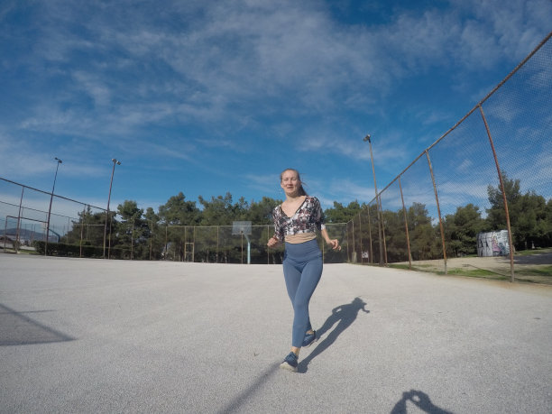 魅力女子健身户外活动图片下载