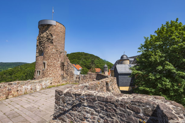 德国黑塞的施瓦辛格城堡废墟图片下载