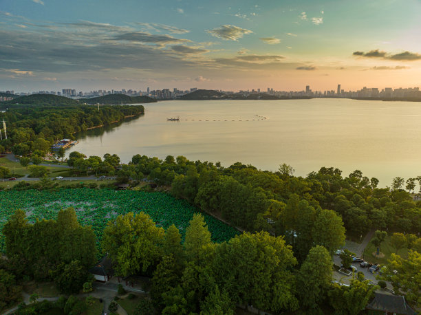 武汉东湖公园鸟瞰图，中国图片下载
