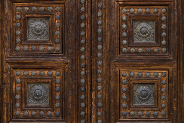 木门细节。格拉纳达,西班牙图片下载