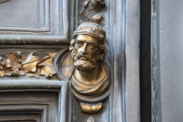 佛罗伦萨，圣乔瓦尼·巴蒂斯塔洗礼堂的青铜门图片下载