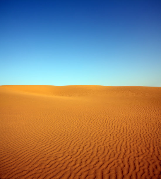 晚上沙漠景观图片下载