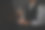 特写镜头。一个英俊聪明的男性CEO或商人在笔记本电脑上完成他的任务。图片下载