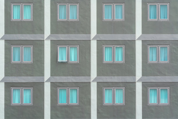 对称矩形窗户墙-建筑设计。图片下载