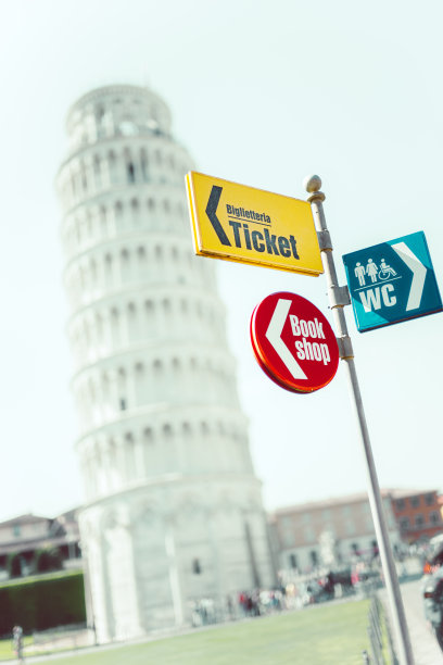 比萨斜塔的标志图片下载