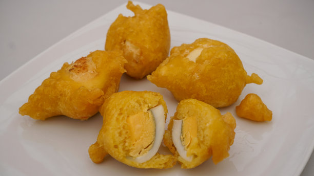 面糊煮熟鸡蛋，无麸质，鹰嘴豆粉，无麸质图片下载