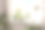 房间里有许多不同的室内植物。室内设计图片下载