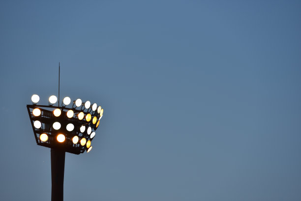 运动场灯杆图片下载