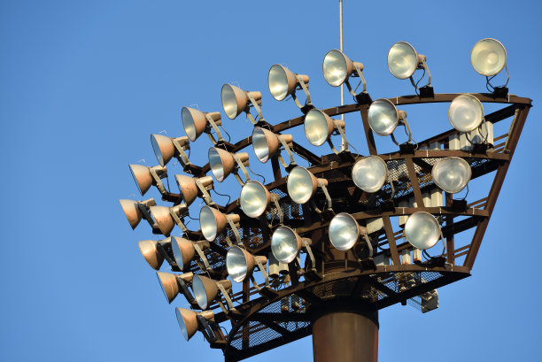 运动场灯杆图片下载