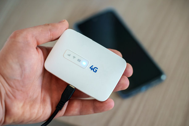 现代无线口袋4g wifi调制解调器。图片下载