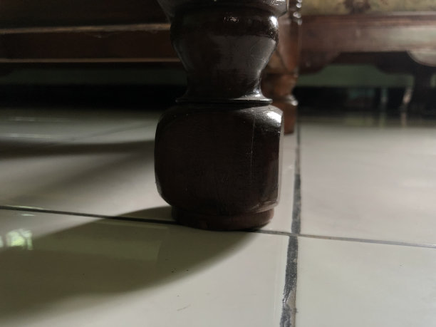 桌腿的照片图片下载