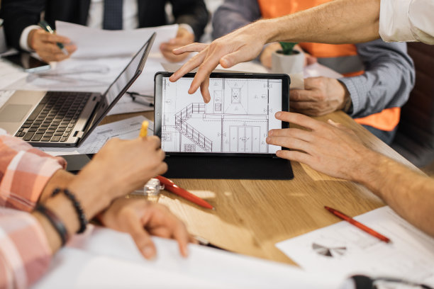 合作理念和头脑风暴。图片下载