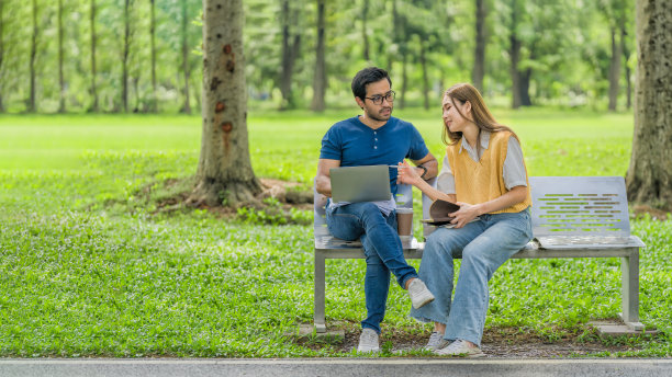 工作概念和数字游牧民的生活方式图片下载