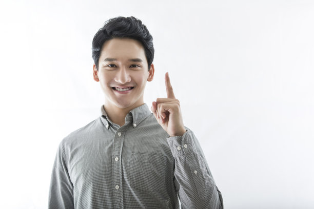 手势寻找灵感，年轻的东亚商人，黄色人种-股票照片图片下载
