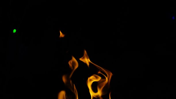 由相机点击的火焰图像图片下载