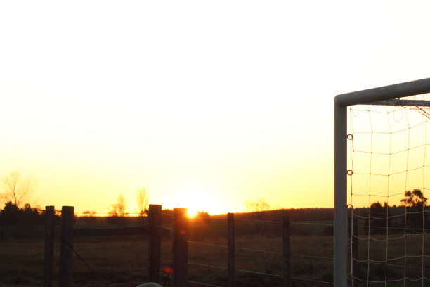 足球的目标图片下载