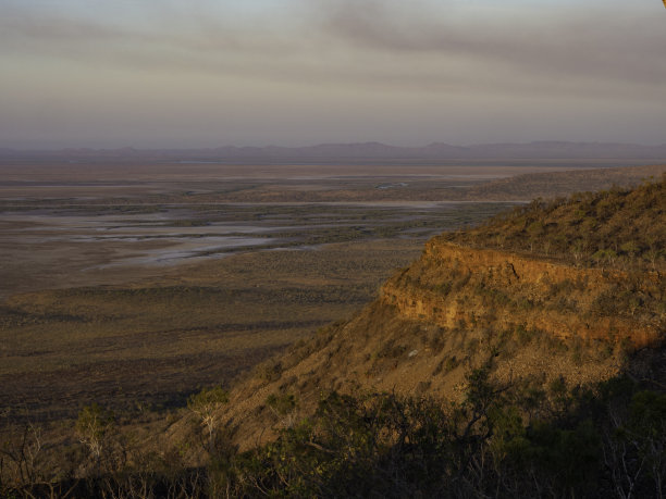 金伯利的温德姆五河景观图片下载