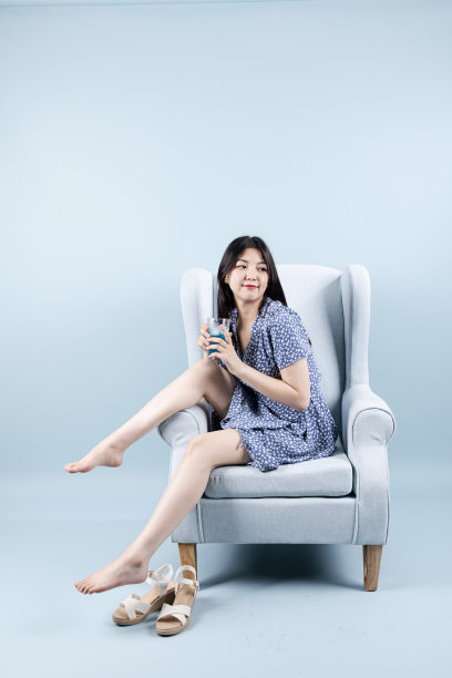 女性的健康夏天图片下载