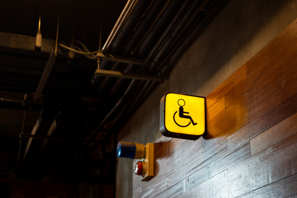 残疾人厕所图标。图片下载