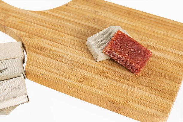 碧椒叶包番石榴膏;白底照片图片下载